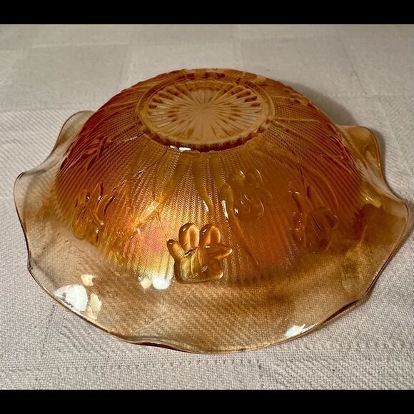 Vintage Jeanette Glass Iris & Herringbone Iridescent Carnival Serving Bowl EVC. - Picture 4 of 7